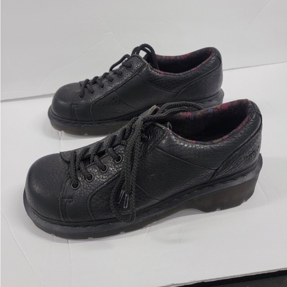 Dr. Martins Keani
Ladies size 9 - Picture 10 of 12